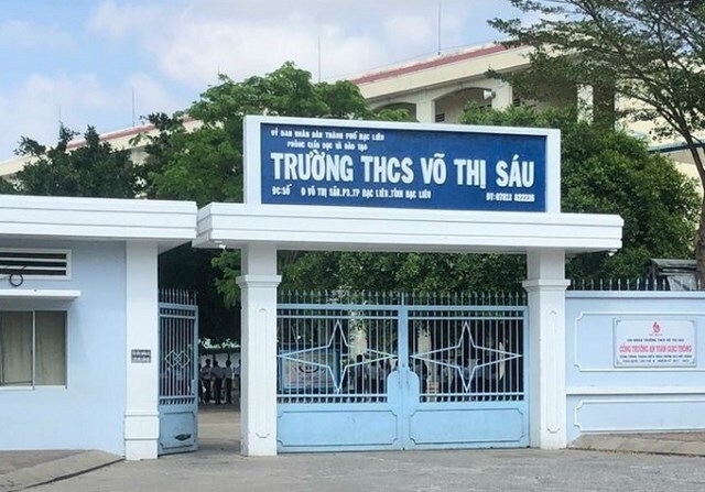 Vừa vào tiết học, nam sinh lớp 7 bất ngờ nhảy từ tầng 2 trường học xuống đất