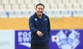Hà Nội FC đè bẹp Than Quảng Ninh, HLV Hoàng Văn Phúc nhắc tới HAGL