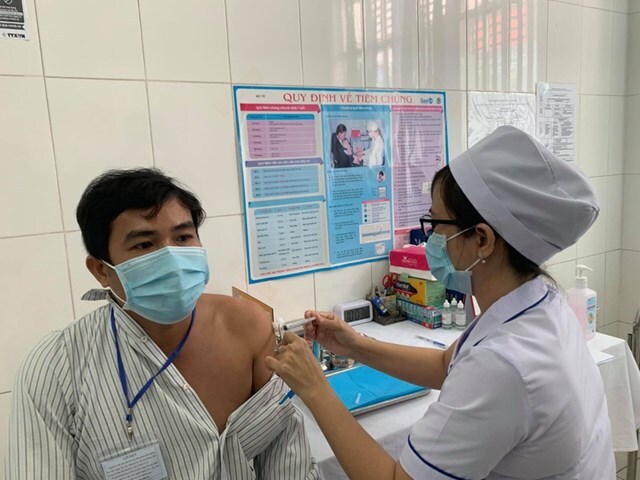 Không ca mắc mới Covid-19, hơn 63.700 người Việt đã tiêm vaccine