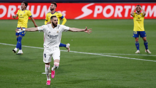 Real Madrid lên đỉnh La Liga, HLV Zidane khen hàng thủ hết lời
