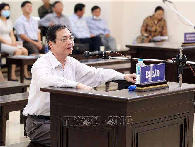 Cựu Bộ trưởng Vũ Huy Hoàng bị đề nghị đến 11 năm tù