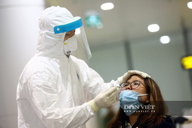 Hà Nam: Sở Y tế họp khẩn, tạm thời phong tỏa khu vực bệnh nhân dương tính lần 1 với SARS-CoV-2