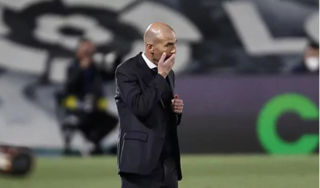 Real Madrid vượt mặt Barcelona, Zidane nói điều bất ngờ về 