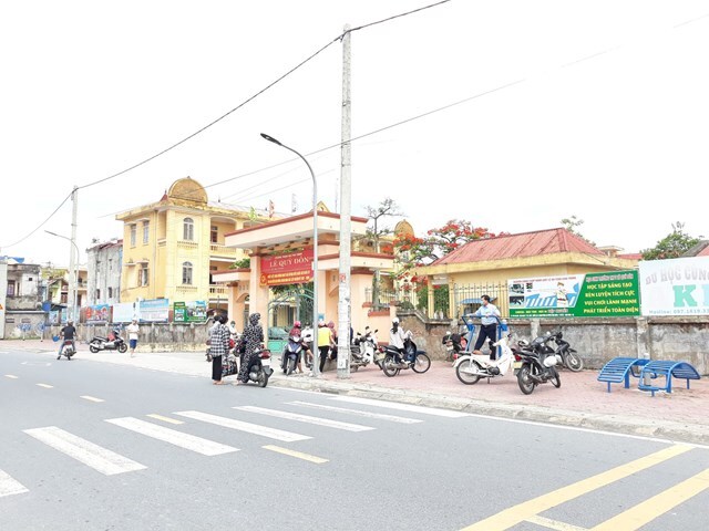 Hiệu trưởng trường có học sinh nhiễm Covid-19 ở Nam Định