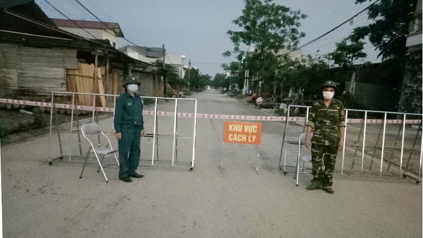 Ca nhiễm tại ổ dịch khu công nghiệp tăng mạnh, Bắc Giang giãn cách xã hội thêm 1 huyện