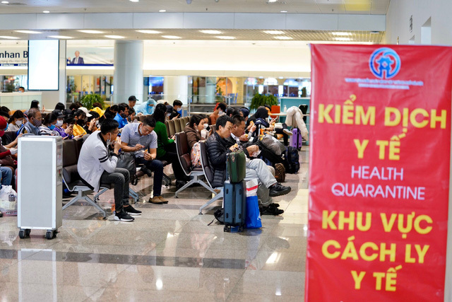 Dừng nhập cảnh hành khách quốc tế tại sân bay Nội Bài và Tân Sơn Nhất