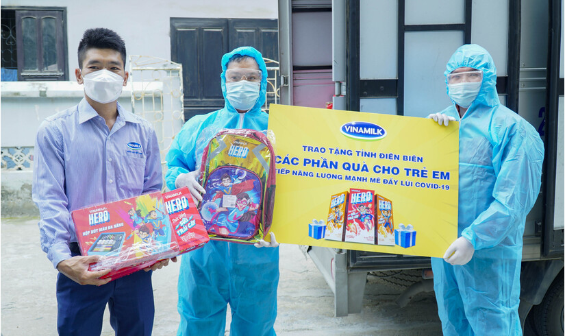 Quỹ sữa vươn cao Việt Nam và hành trình mang sữa đến với trẻ em Điện Biên giữa đại dịch