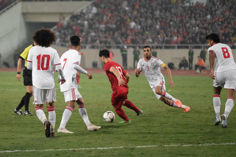 Tuyển Việt Nam mất oan một quả Penalty