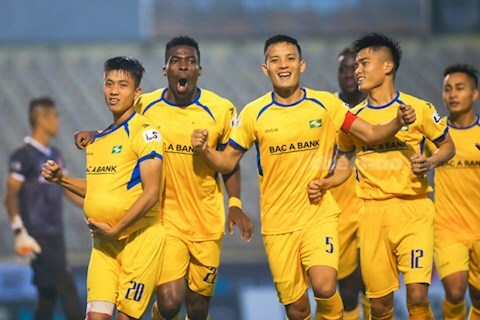 SLNA chi 30 tỷ đồng mua một loạt hảo thủ V.League