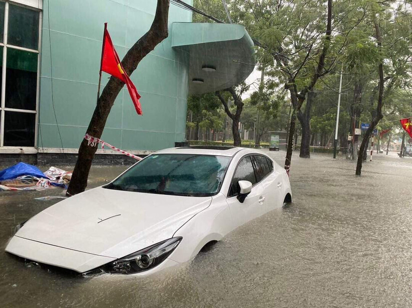 Sau trận mưa lớn, thành phố Hải Phòng chỉ đạo khắc phục tình trạng ngập lụt khu vực nội thành