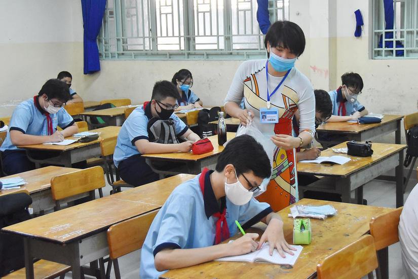 Quảng Nam xem xét miễn học phí hơn 13 tỉ đồng cho học sinh
