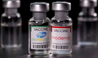 Bộ Y tế phê duyệt 2 loại vaccine COVID-19 để tiêm cho trẻ từ 12-17 tuổi