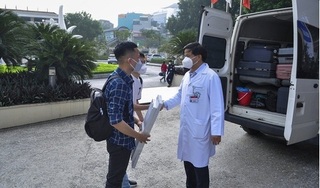 Cán bộ y, bác sỹ Bệnh viện Bạch Mai lên đường chi viện cho Tây Nguyên