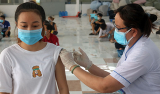 Hà Nội chuẩn bị tiêm vaccine Covid-19 cho gần 800.000 trẻ từ 12-17 tuổi 