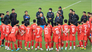 HLV Park Hang Seo loại 3 cầu thủ sau trận thua tuyển Nhật Bản