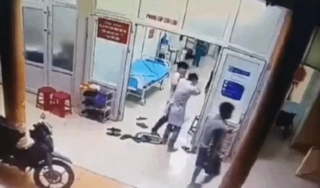 Nhân viên y tế bị người nhà bệnh nhân đấm túi bụi tại phòng cấp cứu