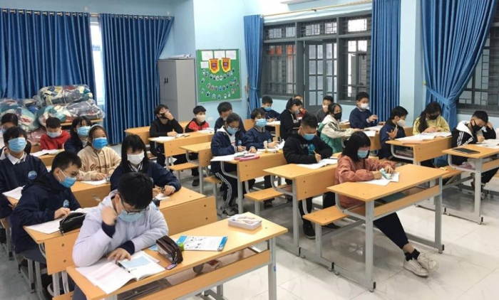 Nam Định cho phép học sinh thuộc 'vùng xanh' ở 9 huyện đi học trở lại