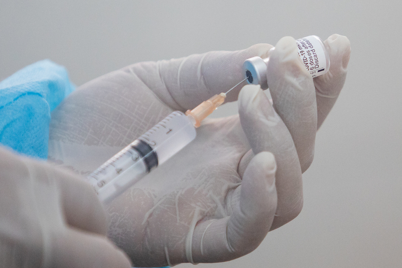 Bộ Y tế: Dự kiến có thêm 63,5 triệu liều vắc-xin Covid-19 trong tháng 12 
