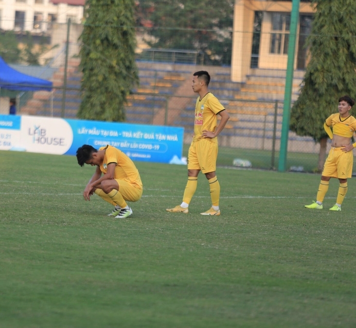 U21 HAGL ôm hận trước U21 Hà Nội