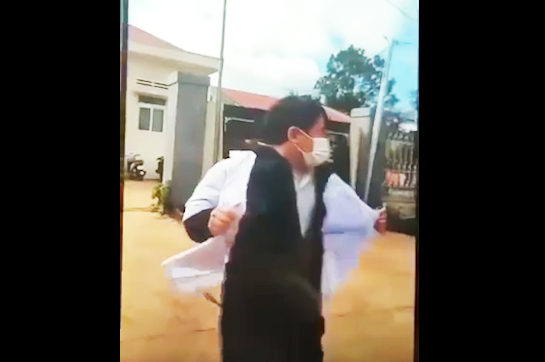 Vụ nhân viên y tế xé áo blouse: Chỉ đạo nóng của Sở Y tế Đắk Lắk