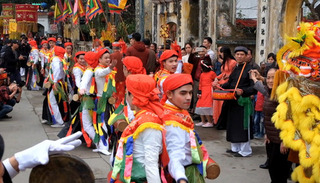 Hà Nội cho phép tổ chức lễ hội dịp Tết Nguyên đán dù số ca mắc Covid-19 liên tục 