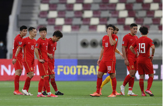 Bóng đá Trung Quốc ra điều luật lạ trước trận gặp Việt Nam