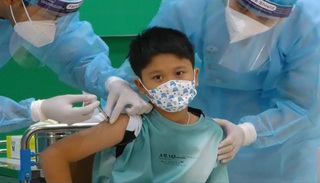 Bộ Y tế trình Chính phủ kế hoạch tiêm vaccine Covid-19 cho trẻ từ 5-11 tuổi