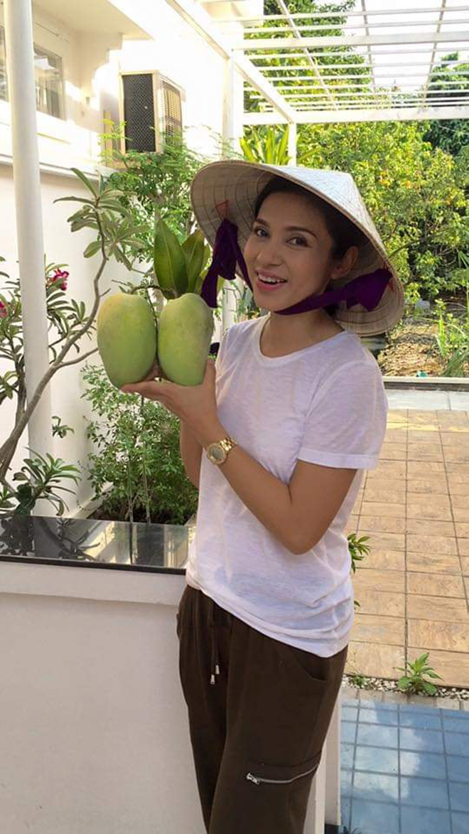 Người đẹp Tây Đô Việt Trinh tuyên bố giải nghệ ở tuổi 50