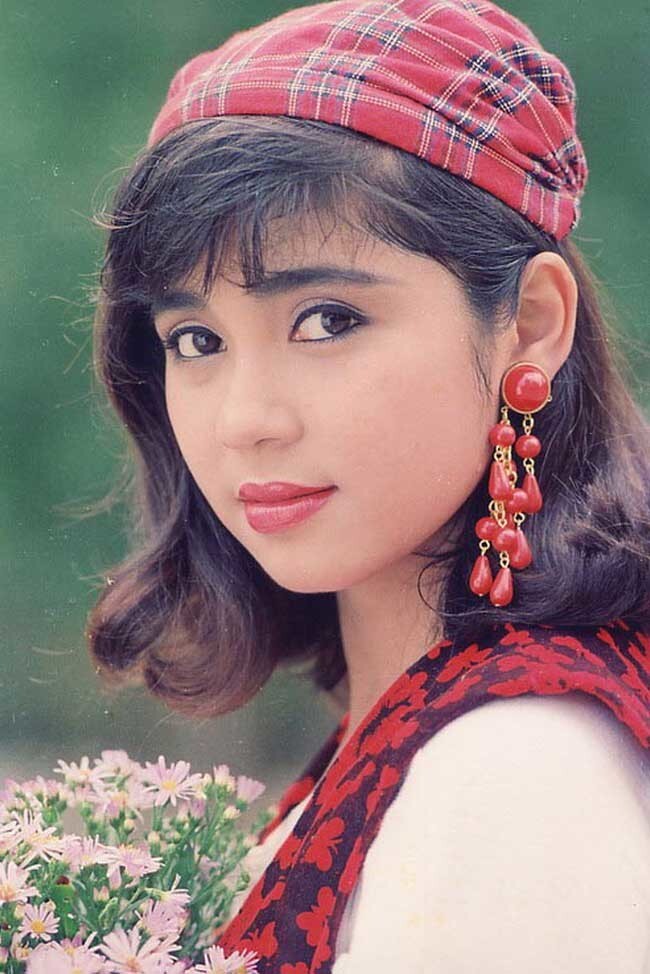 Người đẹp Tây Đô Việt Trinh tuyên bố giải nghệ ở tuổi 50