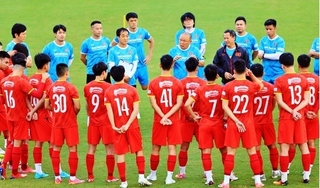 Báo Trung Quốc khuyên đội nhà nhập tịch cầu thủ Việt Nam