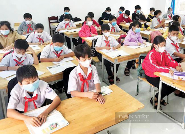 100% học sinh từ THCS trở lên được đến trường, lần đầu tiên Quảng Ngãi trở lại vùng xanh
