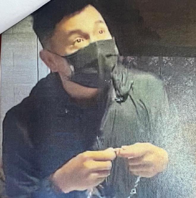 Truy tìm nghi phạm cướp 17 chỉ vàng ở Hà Nội