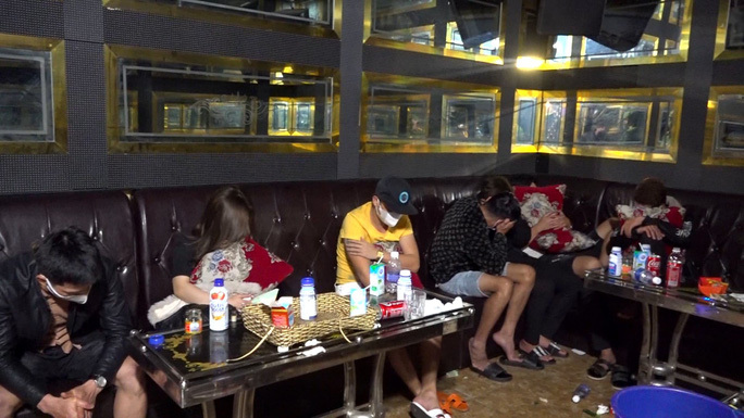 Phát hiện 40 nam, nữ tụ tập sử dụng ma túy trong quán karaoke ở Quảng Nam