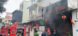 Cháy lớn tại quán bún mẹt ở Nghệ An, một phụ nữ tử vong