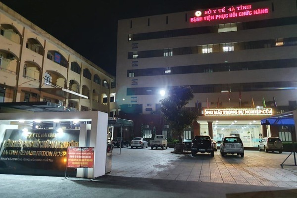 Hà Tĩnh bệnh nhân bất ngờ rơi từ tầng 6 bệnh viện tử vong