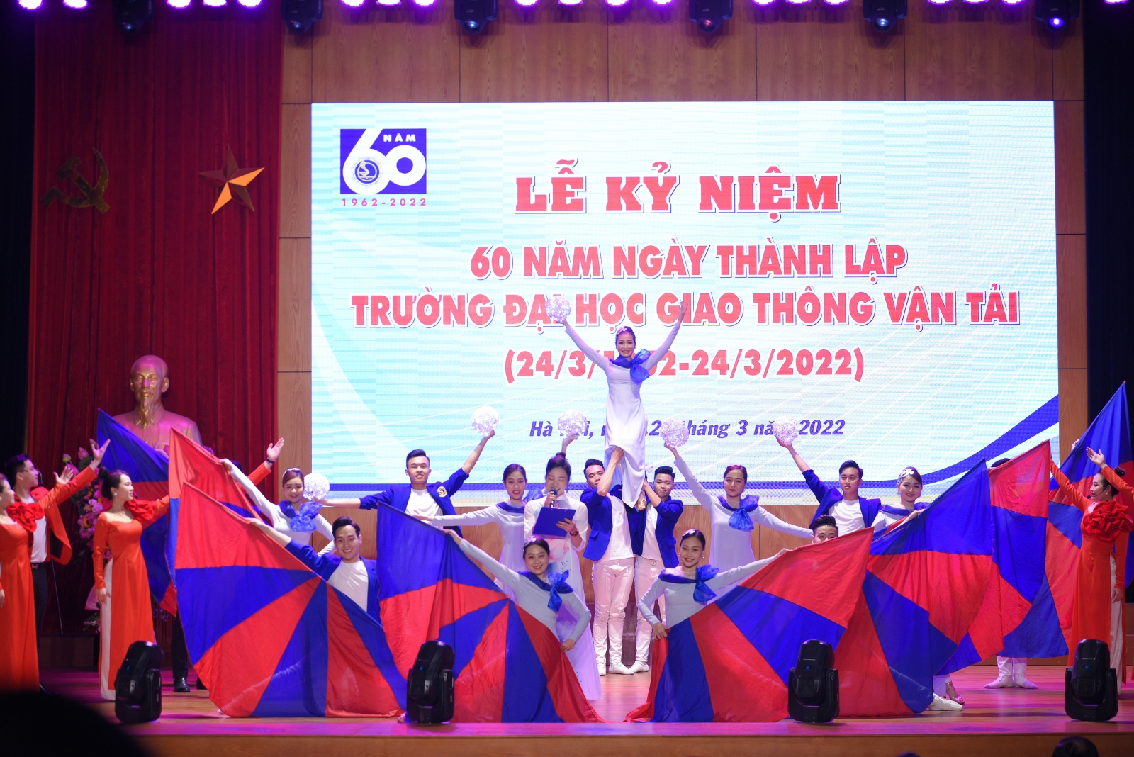 Bộ trưởng Nguyễn Kim Sơn gợi ý định hướng phát triển Trường Đại học Giao thông Vận tải5