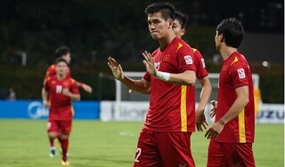 Thêm 3 cầu thủ rời đội tuyển, ông Park triệu tập gấp Văn Lâm lên tuyển