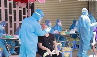 Số ca nhiễm Covid-19 giảm gần 40%, Hà Nội đã qua đỉnh dịch
