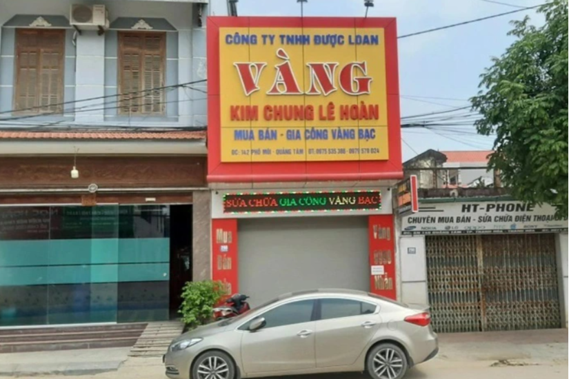 Lời khai của kẻ mang dao và súng nhựa đi cướp tiệm vàng ở Thanh Hoá
