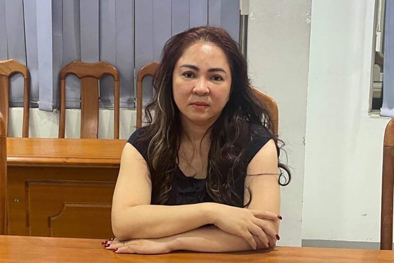 Bà Nguyễn Phương Hằng sử dụng 12 kênh mạng để livestream xúc phạm nhiều người