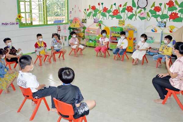 Trẻ mầm non ở Hà Nội trở lại trường học trực tiếp từ ngày 13/4