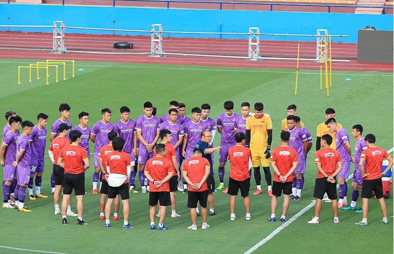 Phóng viên Trung Quốc chê U23 Việt Nam sau trận hòa U23 Philippines