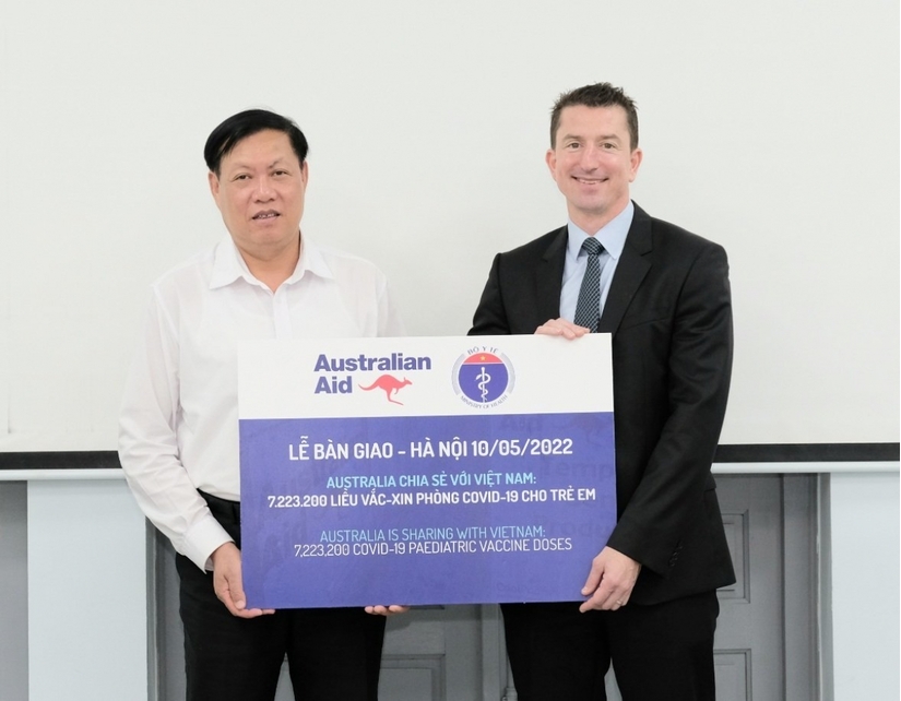 Việt Nam tiếp nhận hơn 7,2 triệu liều vaccine Moderna do Úc viện trợ