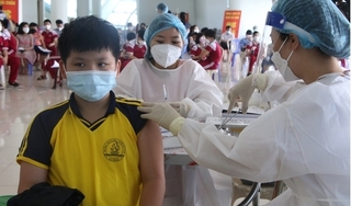 Đà Nẵng: Tiêm vắc xin phòng Covid-19 cho học sinh từ 12 tuổi trở lên