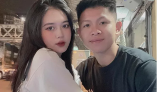 Điều bất ngờ thú vị về nam cầu thủ 20 tuổi ghi siêu phẩm vào lưới U23 Hàn Quốc: Là ông bố bỉm sữa, vợ xinh như hotgirl