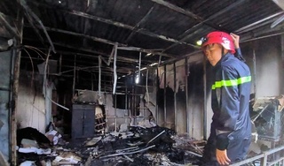 Tiệm bánh ở TP.HCM cháy lớn lúc rạng sáng, nhiều người bỏng nặng