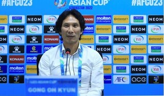 HLV Gong xin lỗi người hâm mộ sau trận thua của U23 Việt Nam
