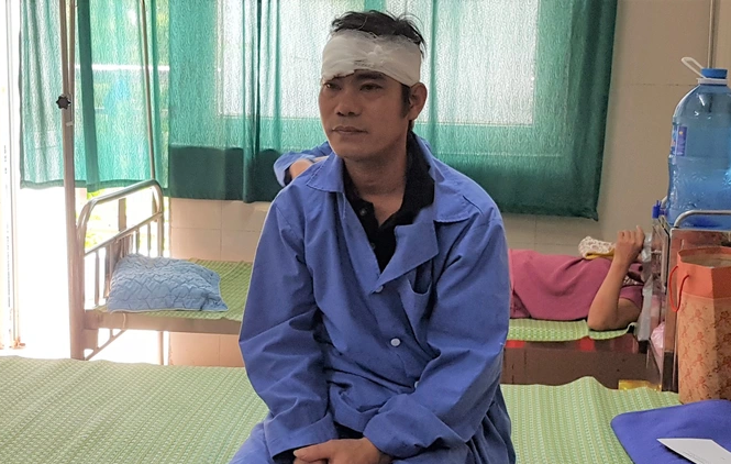 Nạn nhân vụ lật xe khách ở Ninh Bình nghe tiếng kêu cứu nhưng bất lực