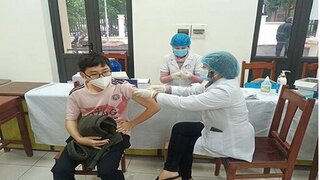 Vĩnh Phúc: Hơn 1.300 người đã tiêm vắc xin phòng Covid-19 mũi 4