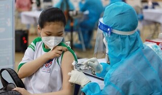 Bộ Y tế đề nghị các địa phương tiêm mũi 3 vaccin Covid-19 cho trẻ từ 12-17 tuổi